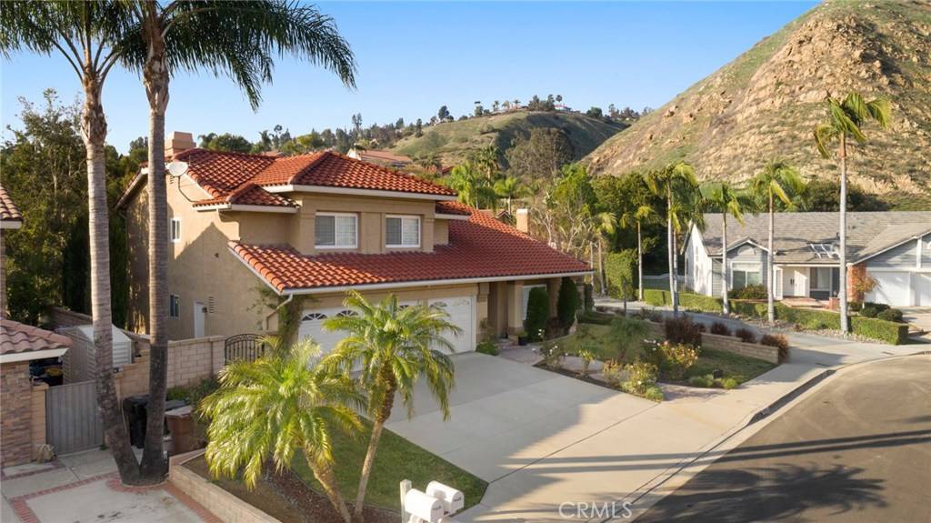 Yorba Linda, CA 92887,5445 Bluegrass