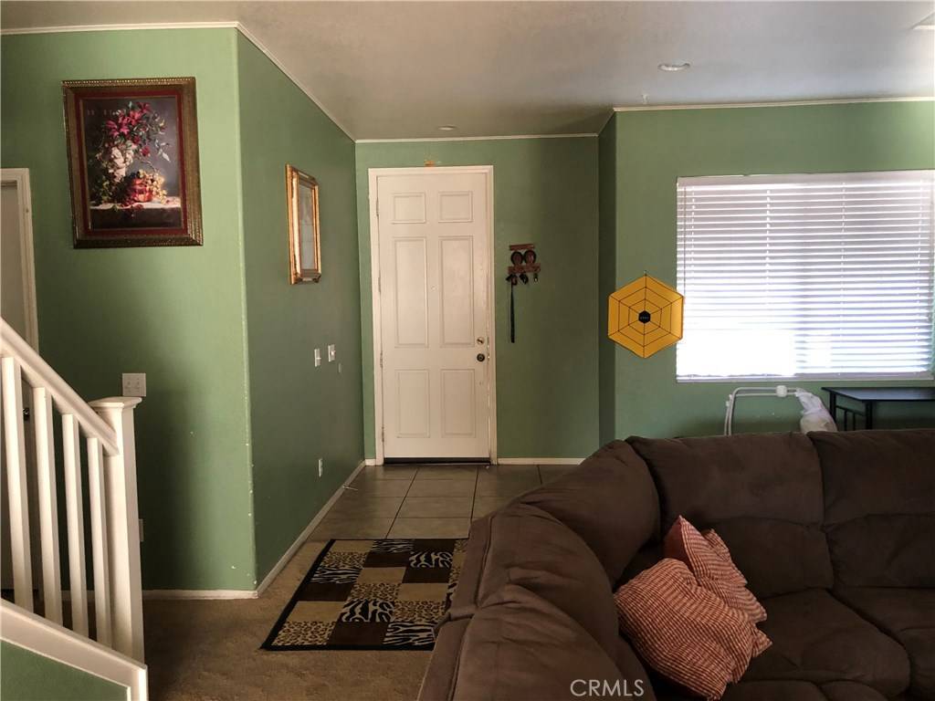 Hesperia, CA 92344,9226 Ocotillo AVE