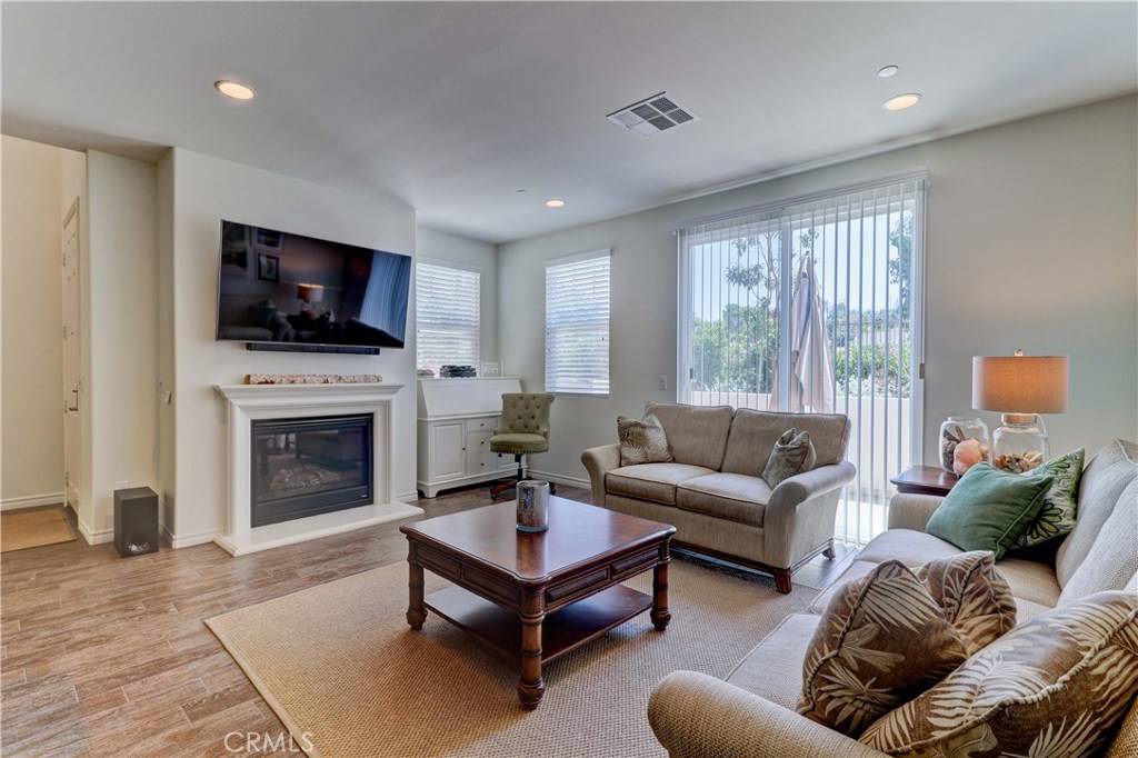 Yorba Linda, CA 92886,18064 Magee LN