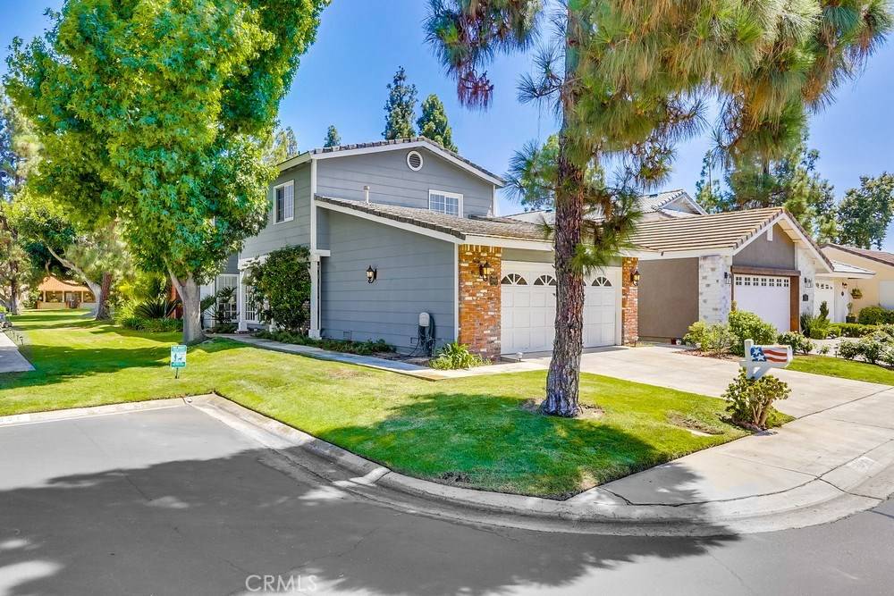 Lake Forest, CA 92630,21906 Huron LN