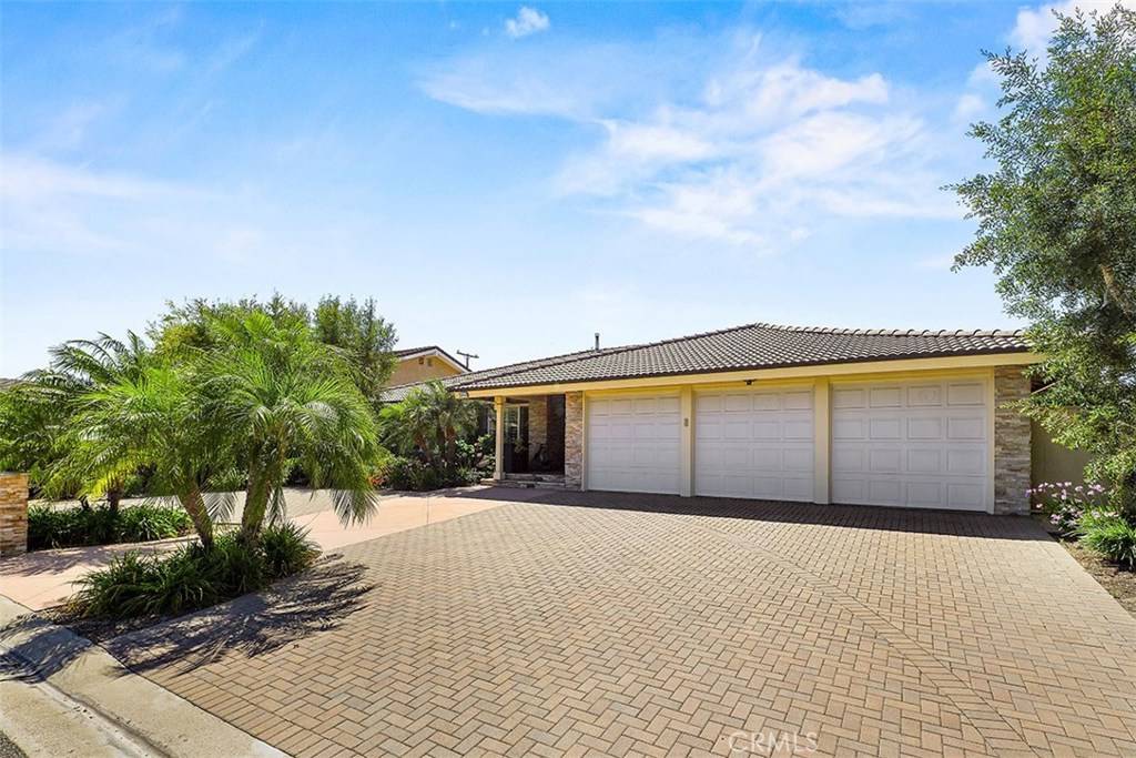 Villa Park, CA 92861,17976 Aberdeen LN