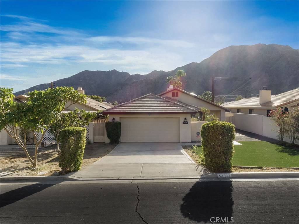 La Quinta, CA 92253,54580 Avenida Carranza