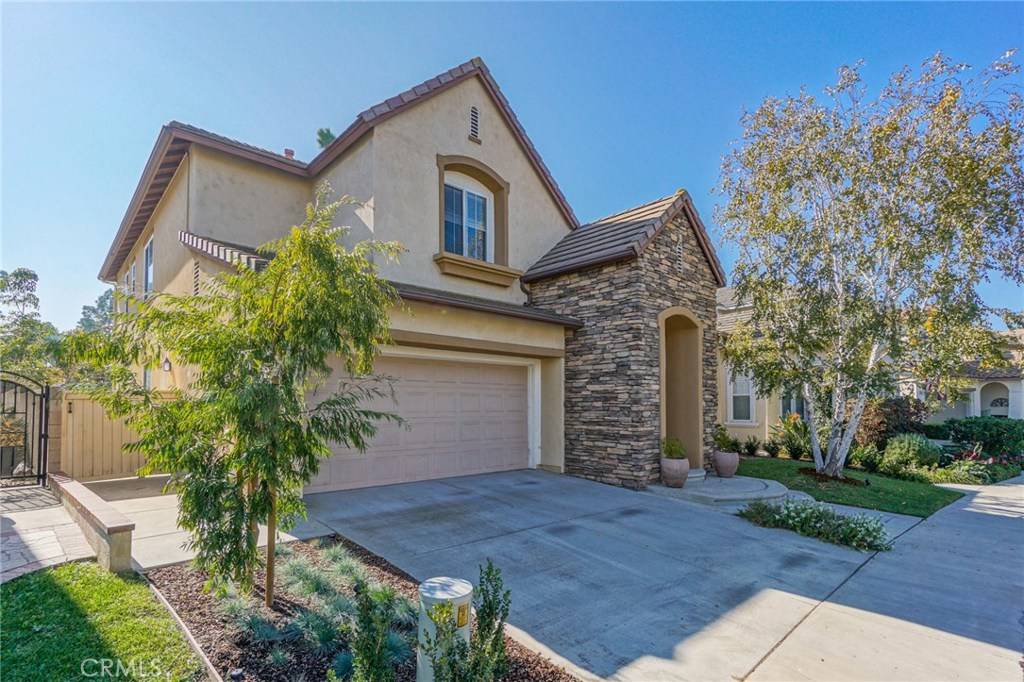 Costa Mesa, CA 92626,1551 Amberleaf