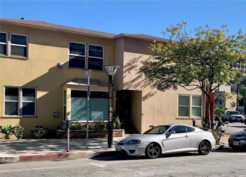 Long Beach, CA 90802,122 Elm AVE #1
