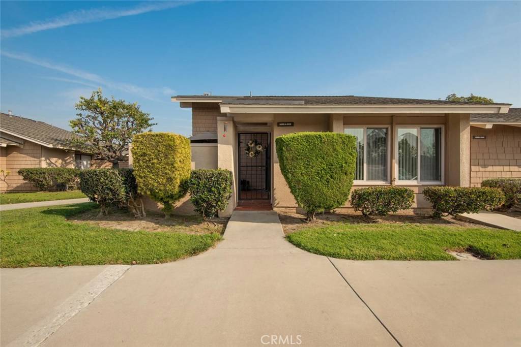 Huntington Beach, CA 92646,8655 502 A Fresno CIR #502A