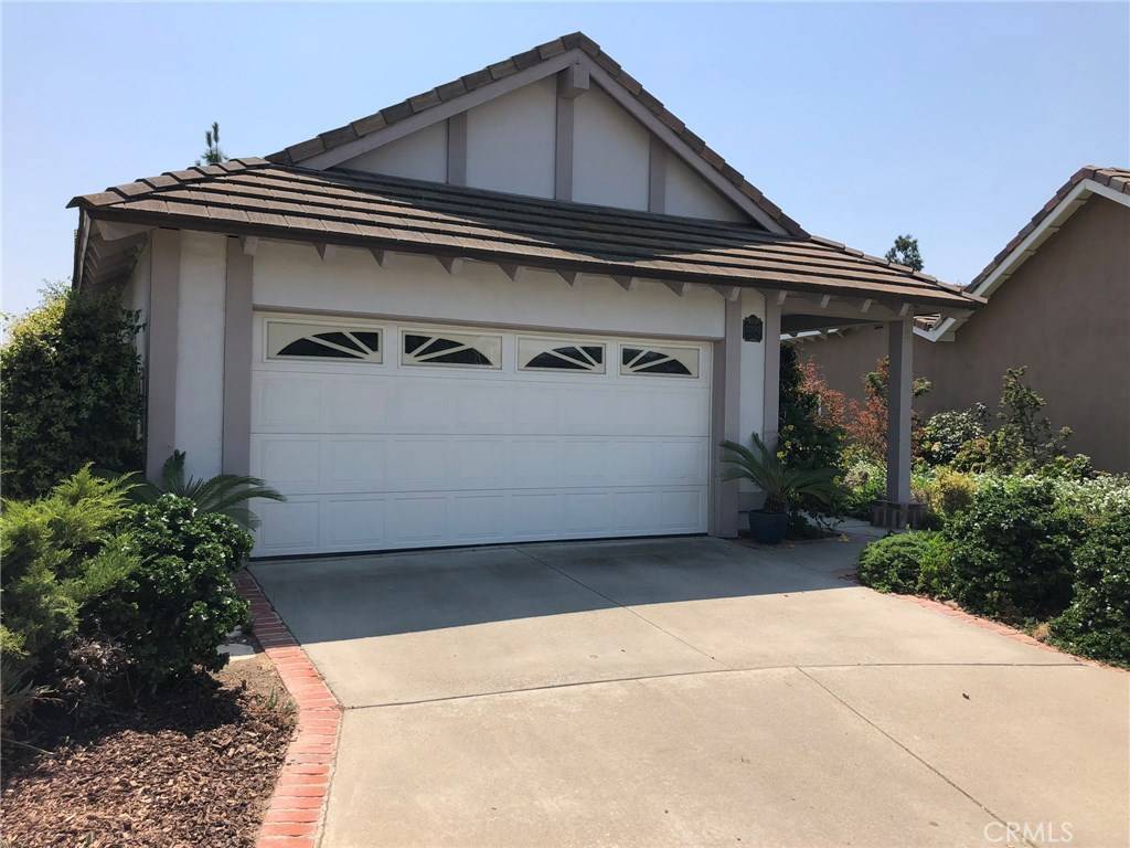 Yorba Linda, CA 92887,21190 Via Este