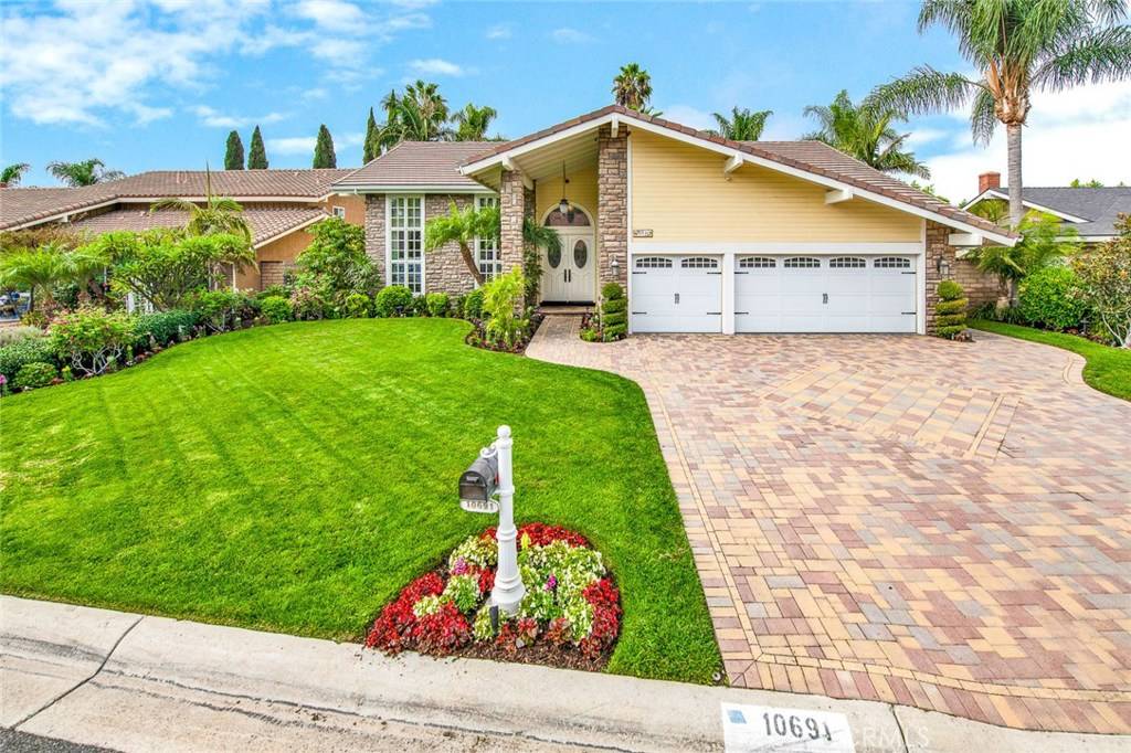 Villa Park, CA 92861,10691 Dorothy CIR