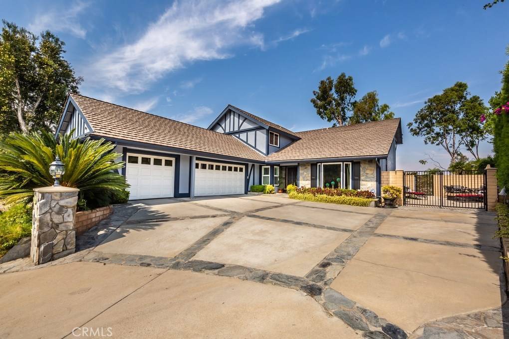 Anaheim Hills, CA 92807,5389 E Honeywood LN