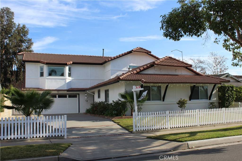 Costa Mesa, CA 92626,942 Cheyenne ST