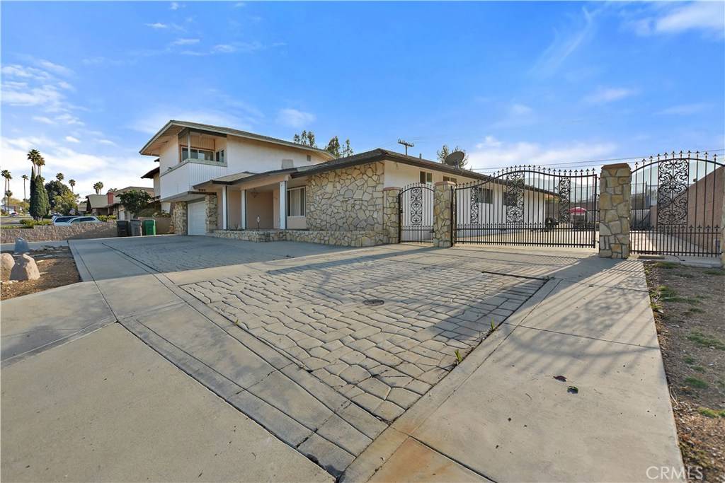 Corona, CA 92882,2010 Pine Crest DR