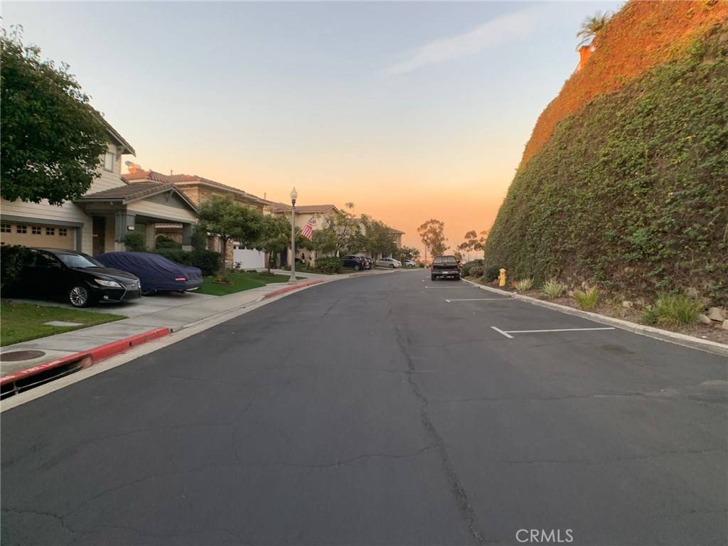 Signal Hill, CA 90755,2331 Ocean View DR