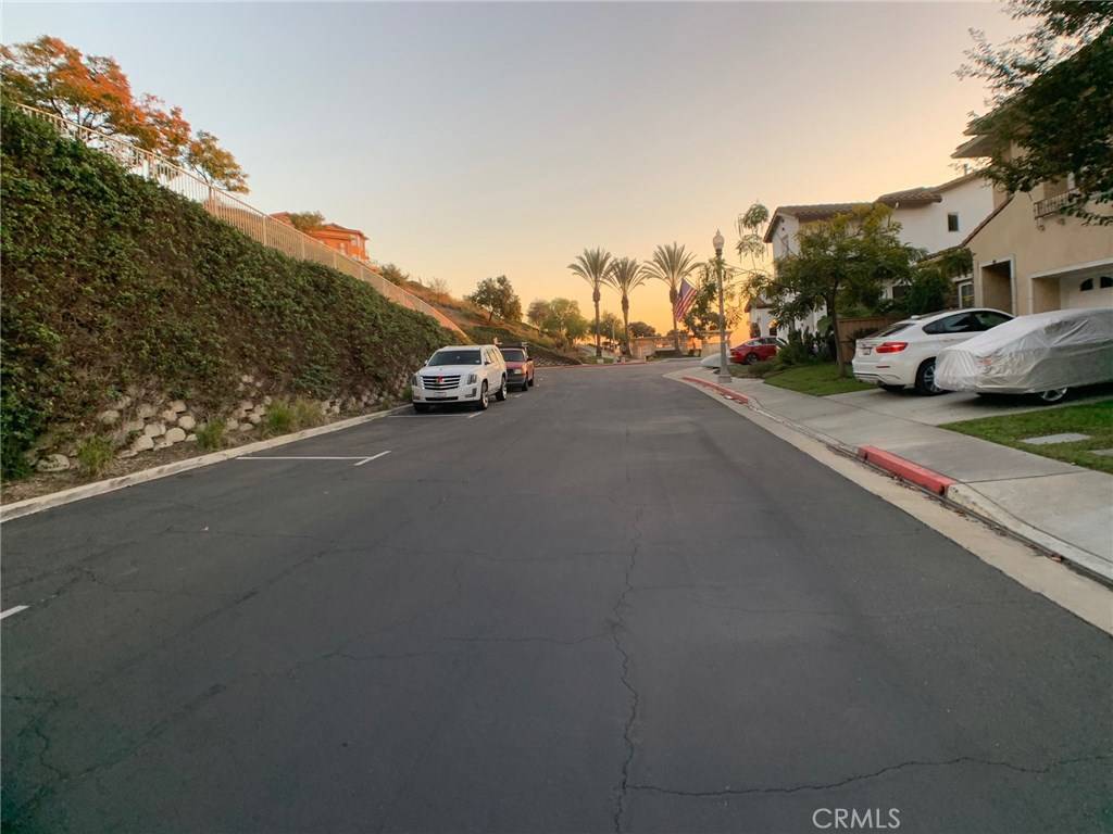 Signal Hill, CA 90755,2331 Ocean View DR