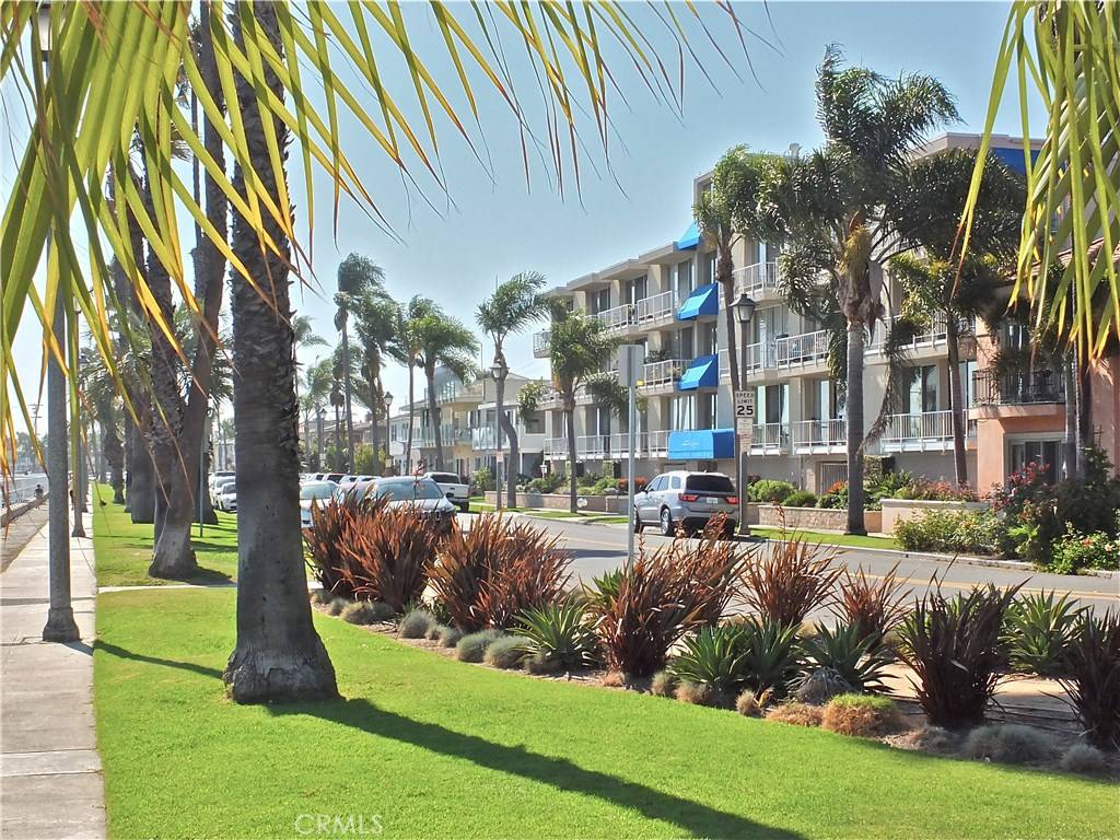 Long Beach, CA 90803,383 Bay Shore AVE #306