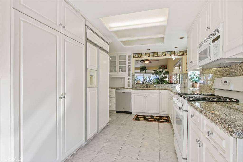 Anaheim Hills, CA 92807,550 S Golden Sky LN