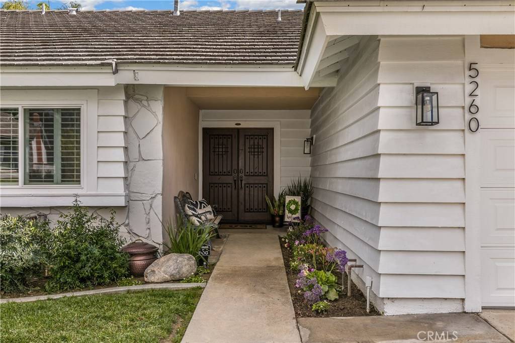 Yorba Linda, CA 92886,5260 Vista Montana