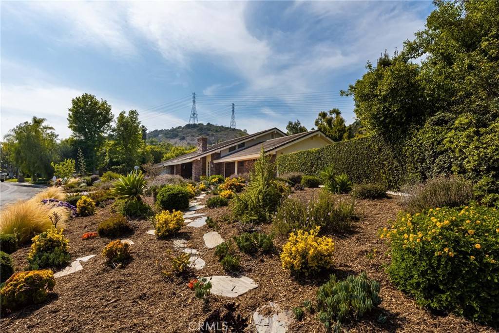 Villa Park, CA 92861,18711 Rosenau DR