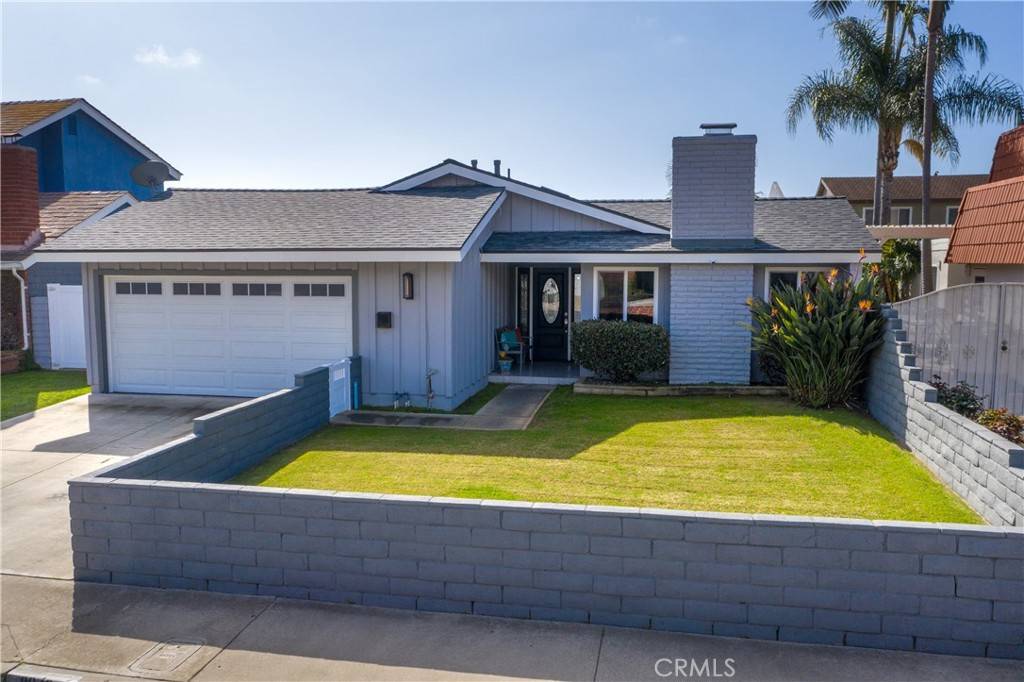 Huntington Beach, CA 92646,9042 Five Harbors DR