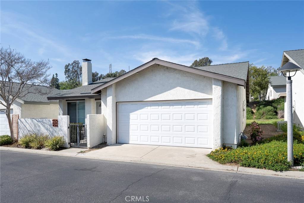 Yorba Linda, CA 92886,20041 Pineville CT #50