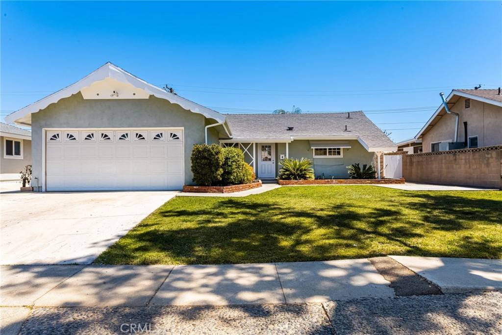 Placentia, CA 92870,724 Moonbeam ST