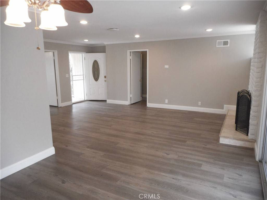 Buena Park, CA 90620,6931 San Joaquin CIR