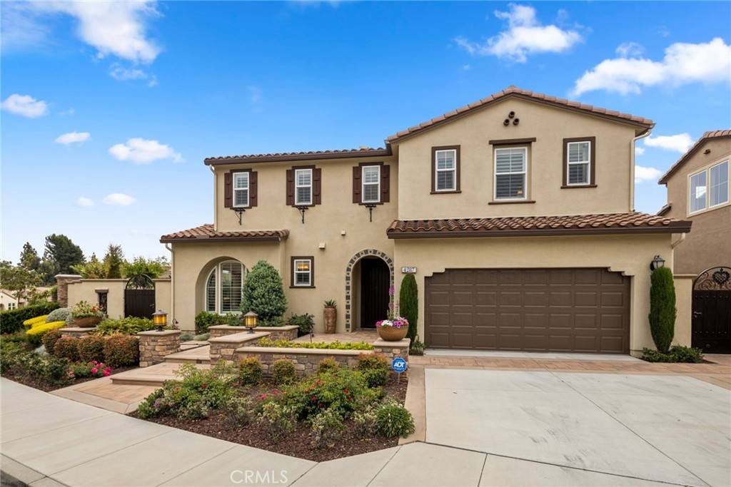 Yorba Linda, CA 92886,4287 Genoa WAY