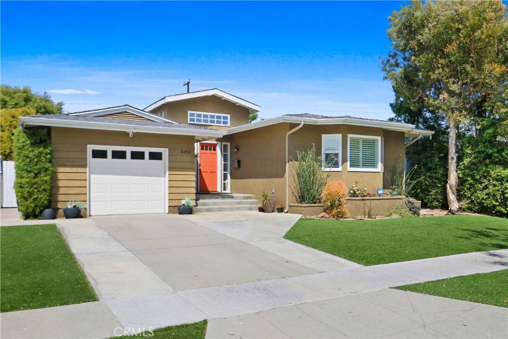 Long Beach, CA 90815,6455 E Los Arcos ST