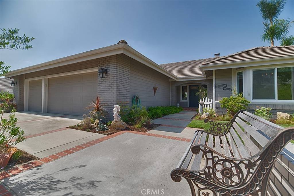 Yorba Linda, CA 92887,21810 Mackenzie AVE