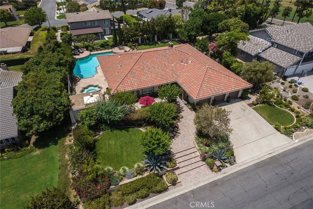 Yorba Linda, CA 92886,6021 Foxfield LN