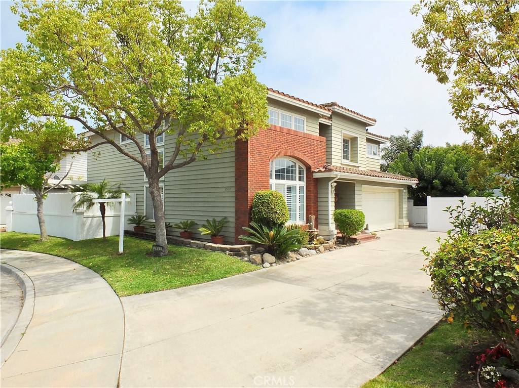 Signal Hill, CA 90755,2932 Hummingbird LN