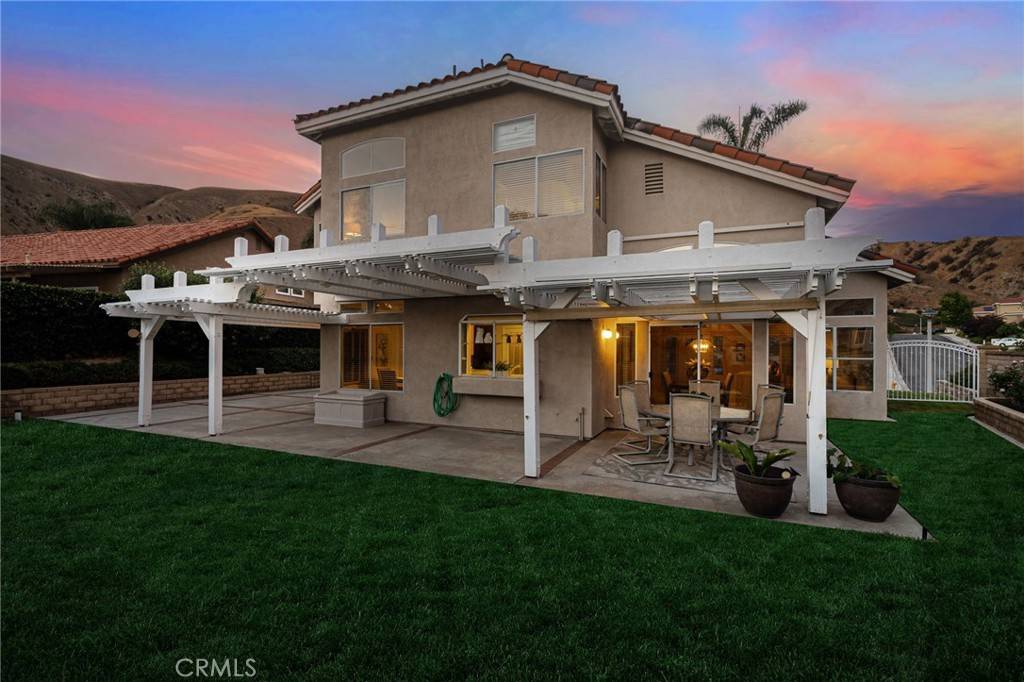 Yorba Linda, CA 92887,28650 EVENING BREEZE DR