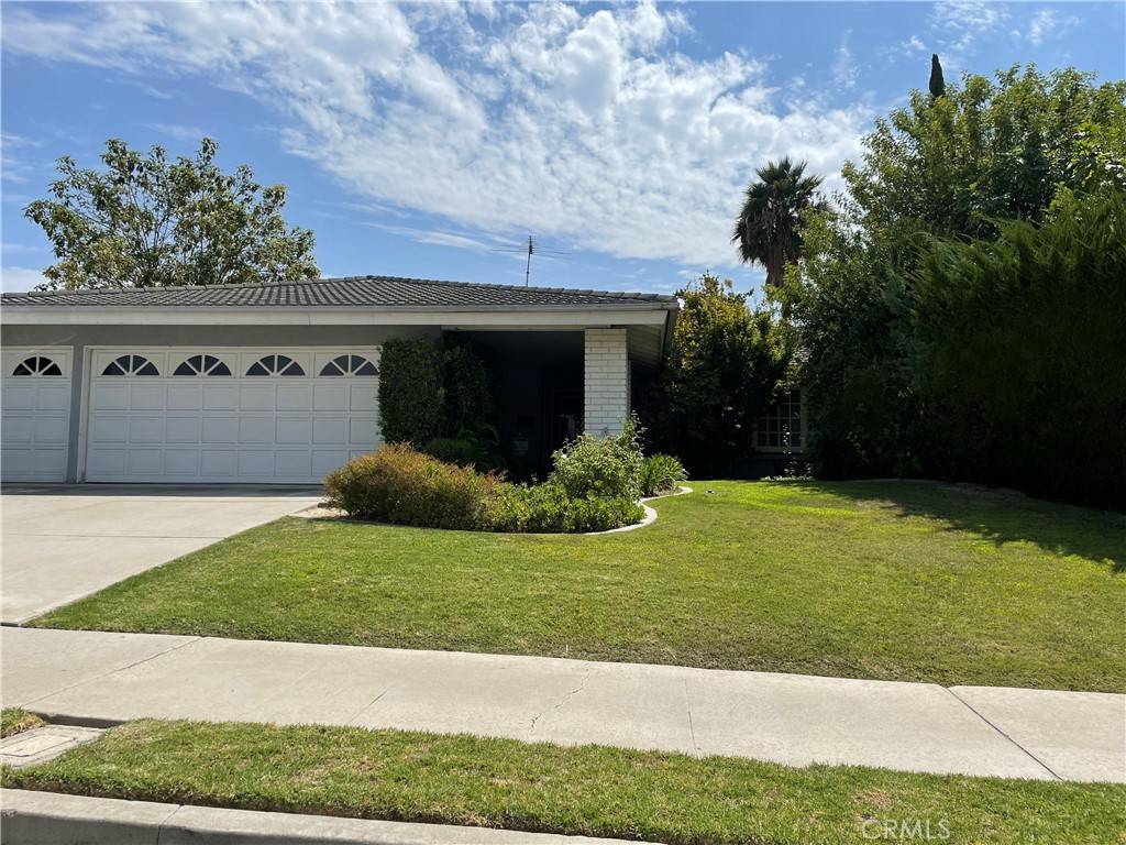 Fullerton, CA 92835,1800 Rolling Hills DR