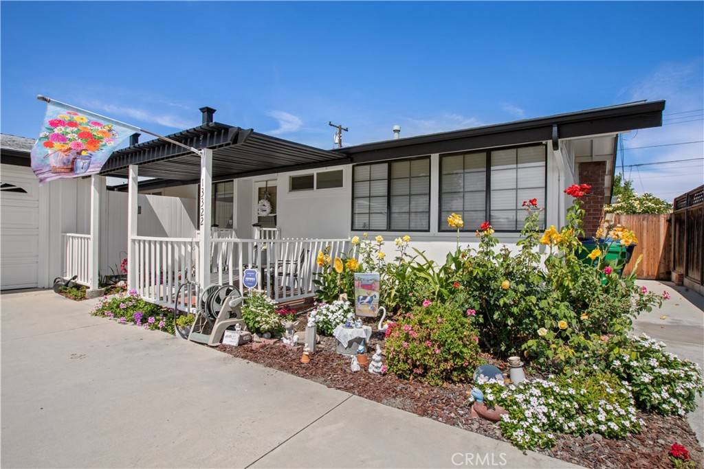 Westminster, CA 92683,13322 Cedar ST