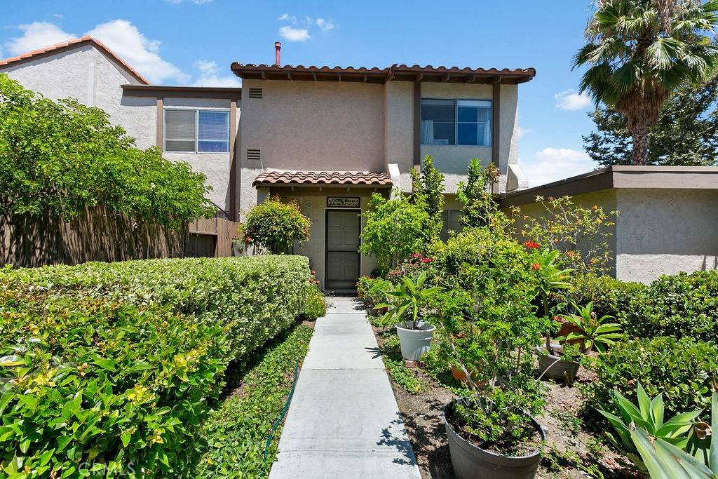 Anaheim Hills, CA 92807,249 S Camino De Naranjas