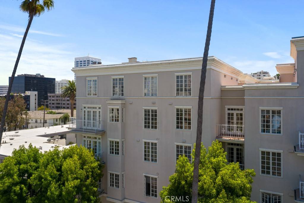 Santa Monica, CA 90403,1040 4th ST #112