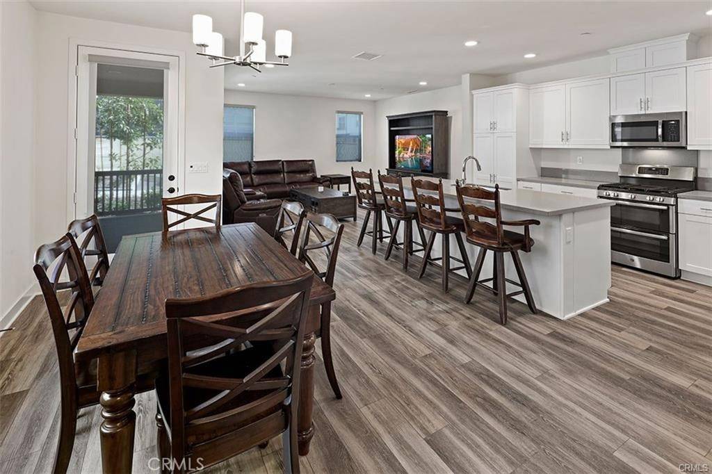 Yorba Linda, CA 92886,4314 Wild Ginger Cir