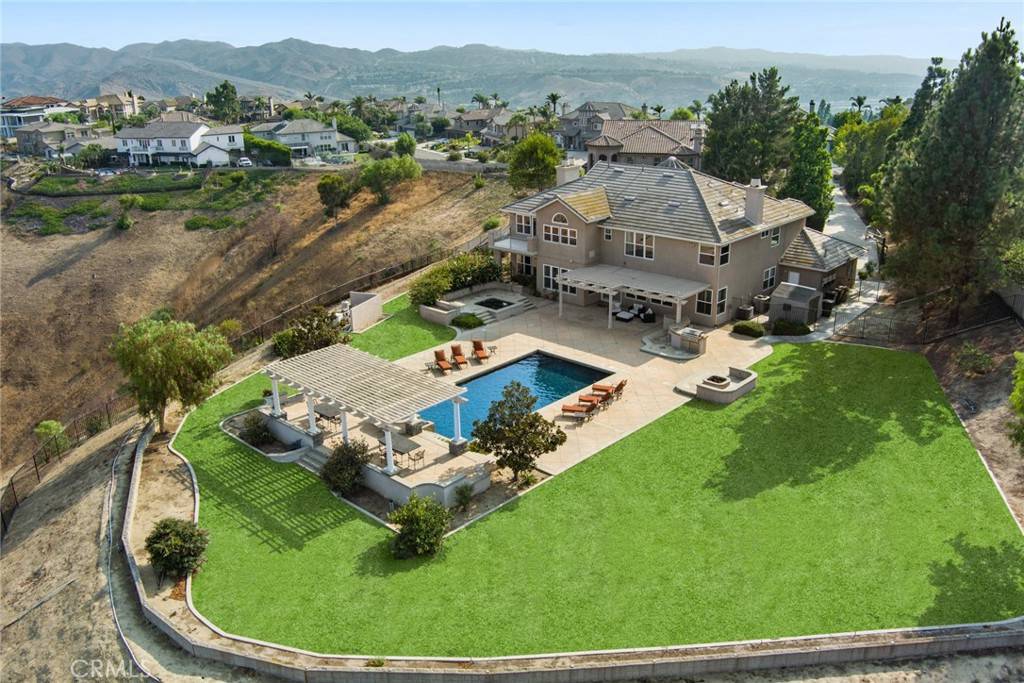 Yorba Linda, CA 92887,5470 Blue Ridge DR