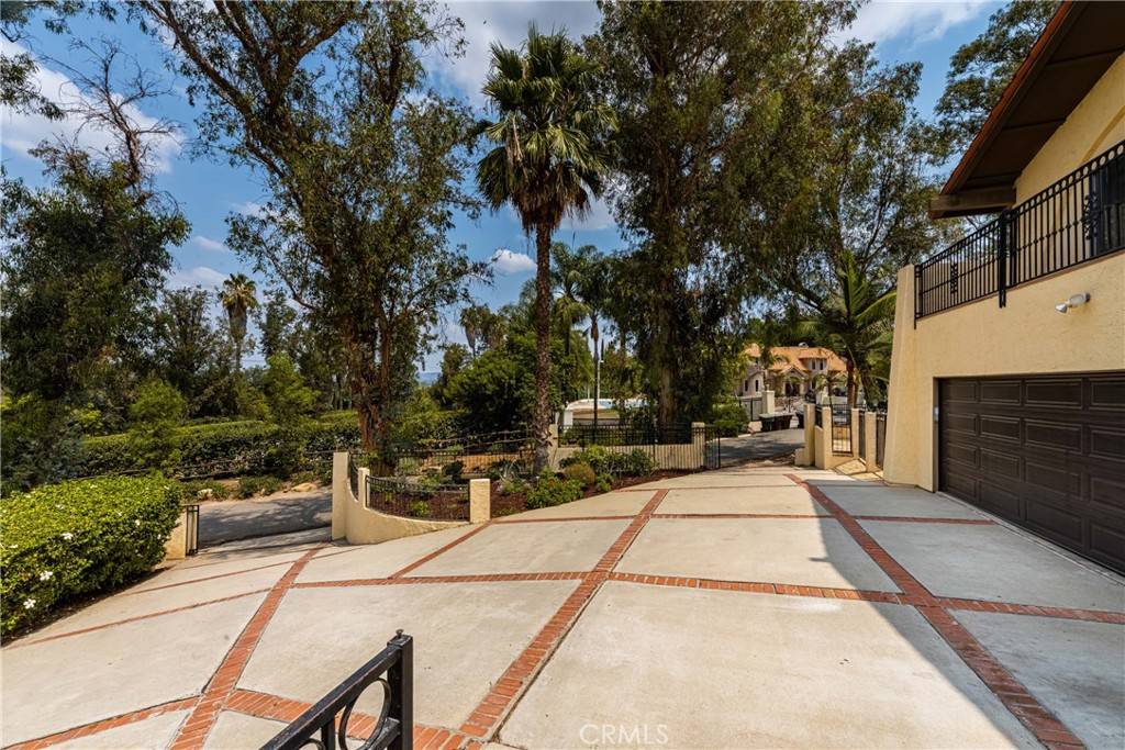 Anaheim Hills, CA 92807,125 S Peralta Hills DR