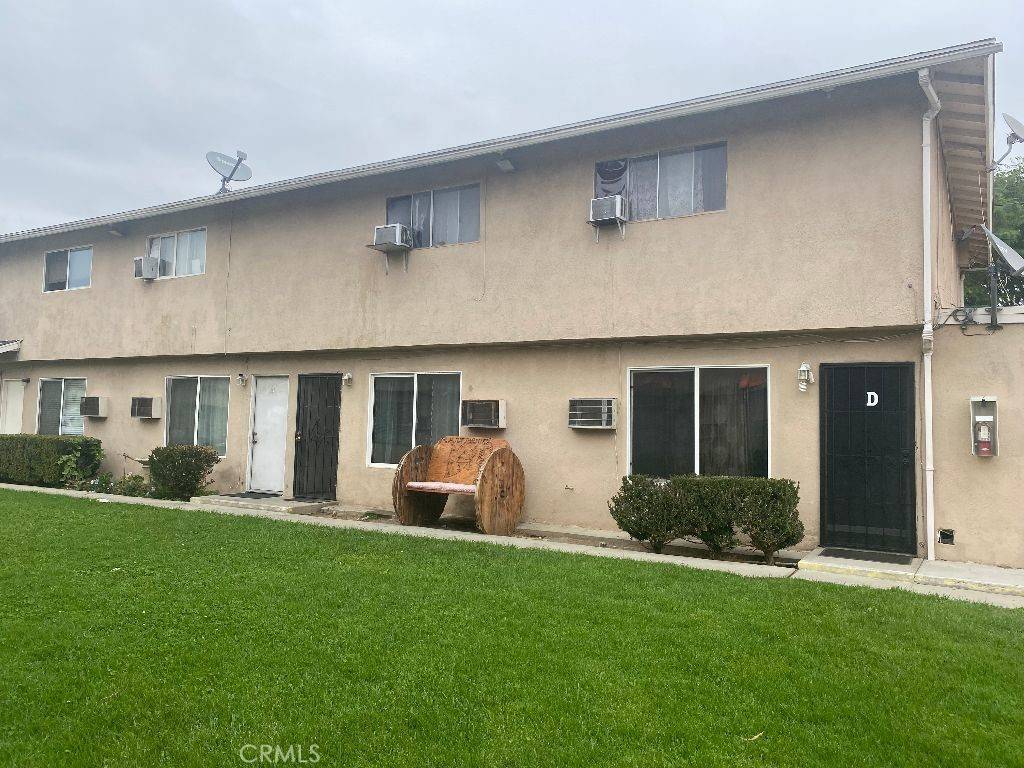 Corona, CA 92878,937 Mesa Verde AVE