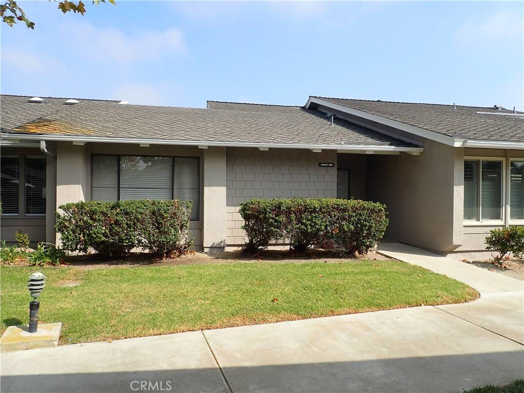 Huntington Beach, CA 92646,8566 Larkhall CIR #805C