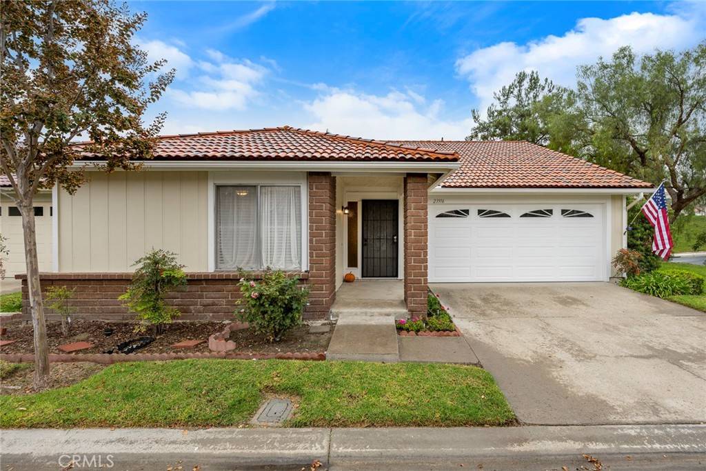 Mission Viejo, CA 92692,23916 Villena