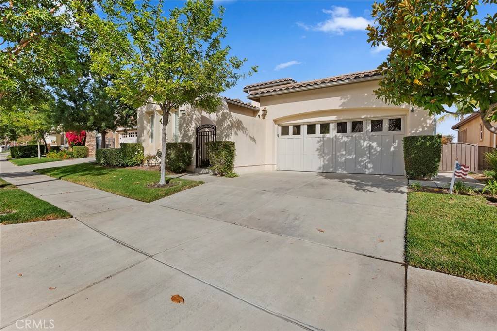 Corona, CA 92883,9182 Wooded Hill DR