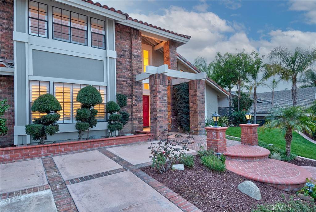 Orange, CA 92867,2110 E Vista Mesa WAY