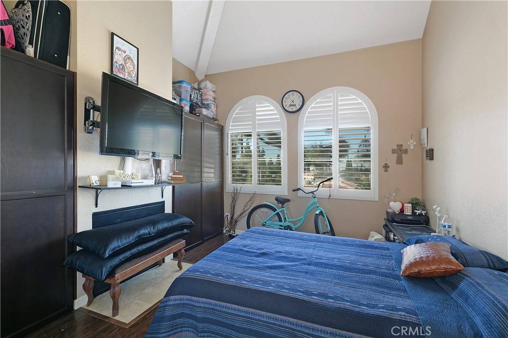 Paramount, CA 90723,15000 Downey AVE #318