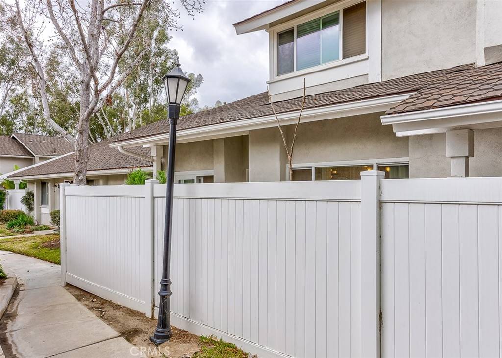 Fullerton, CA 92833,2342 Coventry CIR #19