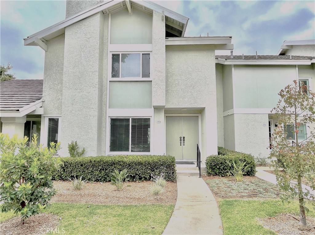 Yorba Linda, CA 92887,5852 Via Romero #42