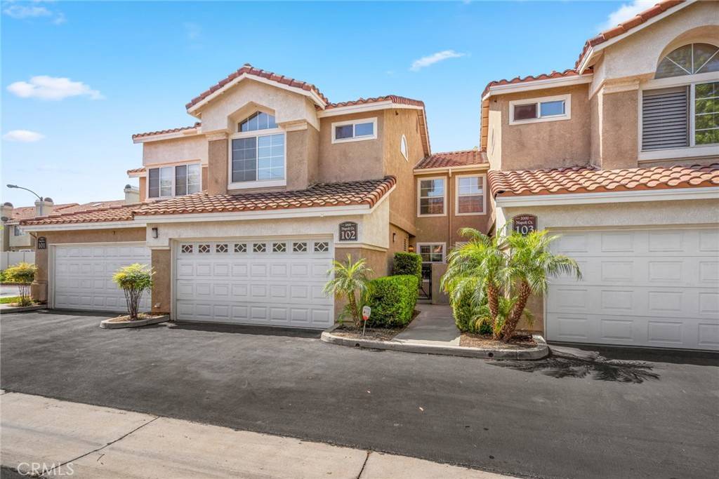 Corona, CA 92881,2000 Napoli CT #102