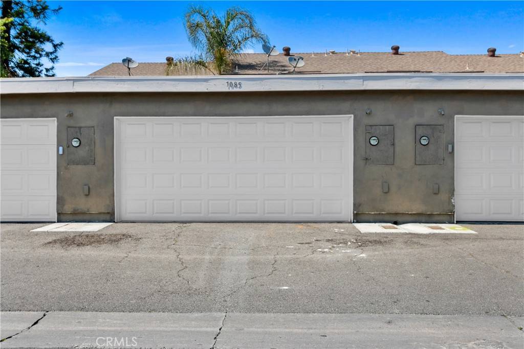 Stanton, CA 90680,7085 Fulton WAY