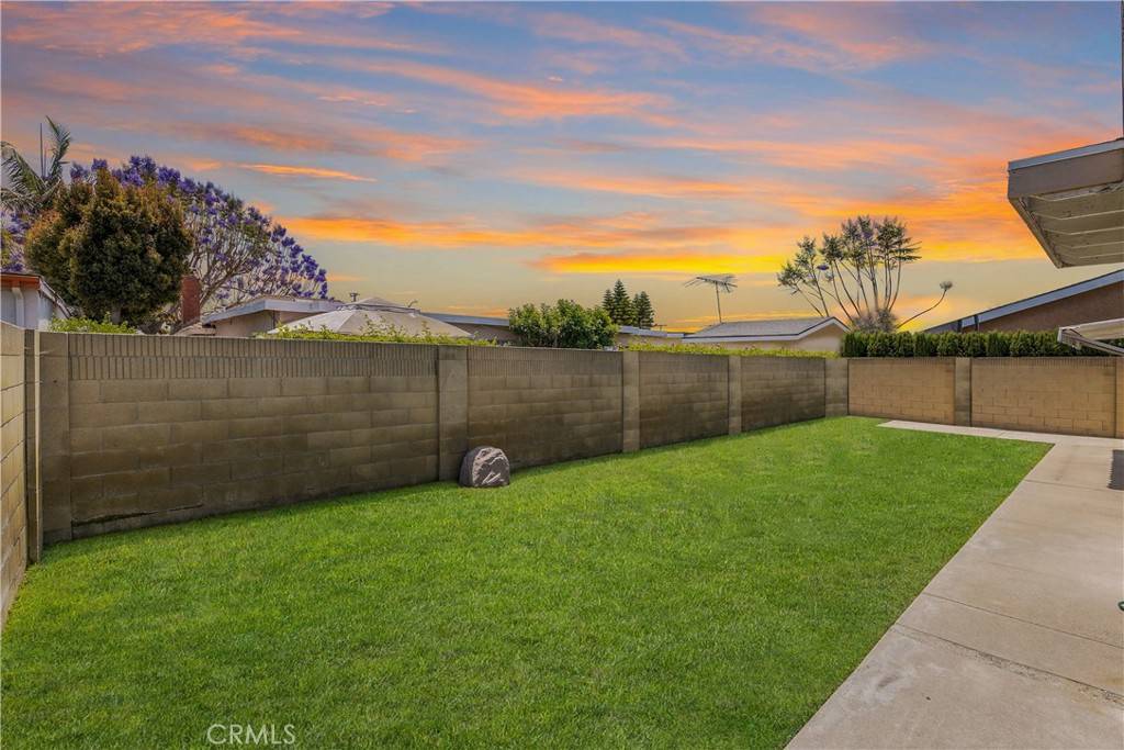 Westminster, CA 92683,5812 Gloucester CIR