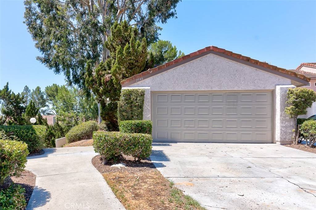 Fullerton, CA 92833,2540 Monterey PL