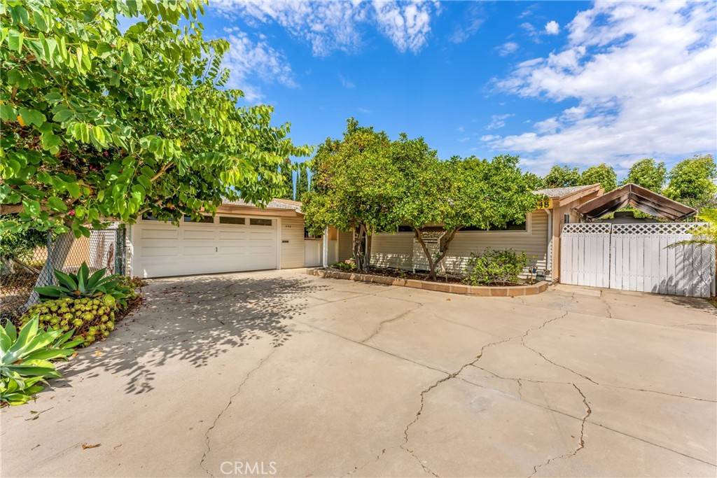 Costa Mesa, CA 92626,448 Princeton DR